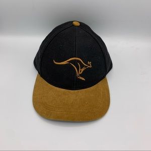 Australia Kangaroo Embroidered Cap Black Hat Beige Suede Bill Neutral Vintage